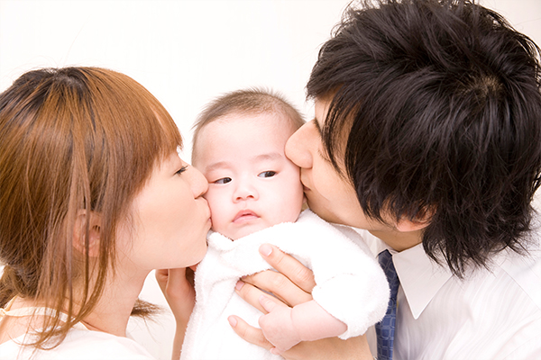 お子さまのアトピーが気になる親御さんへ